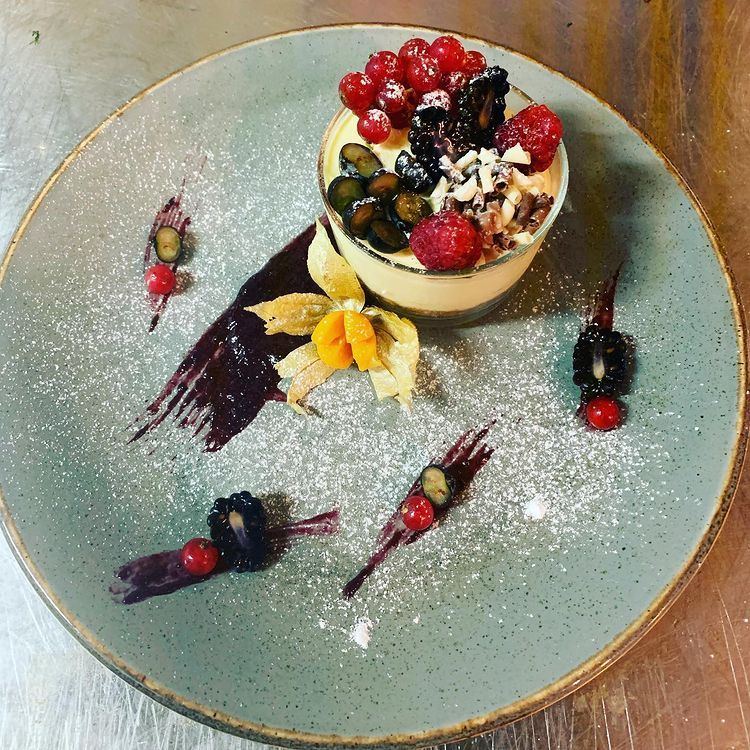 Dolce ai frutti rossi